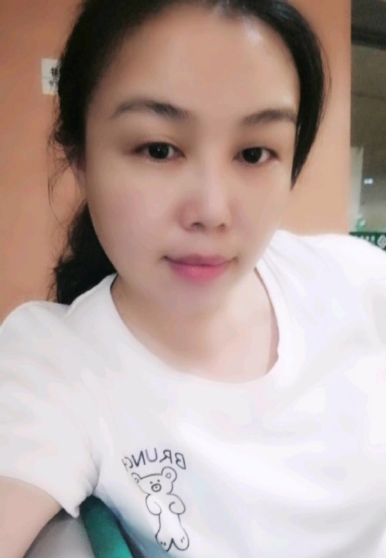淡淡的云的第三张照片--柳州中老年相亲网