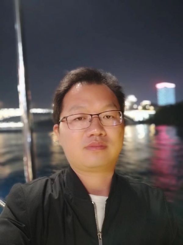 祝你平安的第一张照片--柳州中老年相亲网